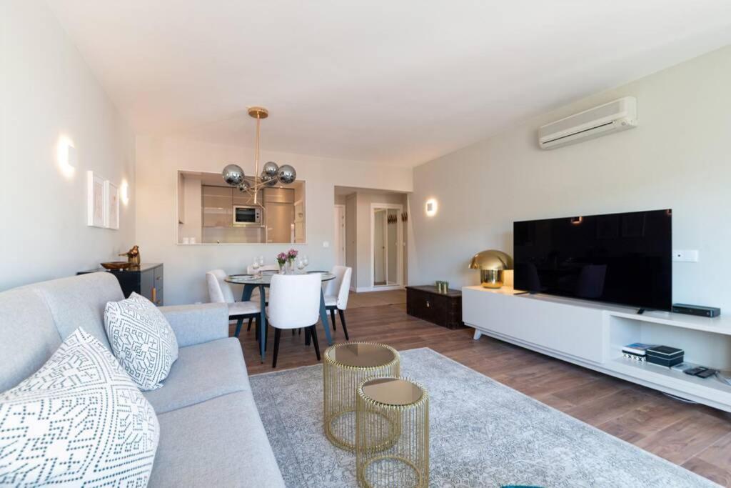 Av. Da Liberdade Comfortable Apt With Balcony Лиссабон Экстерьер фото