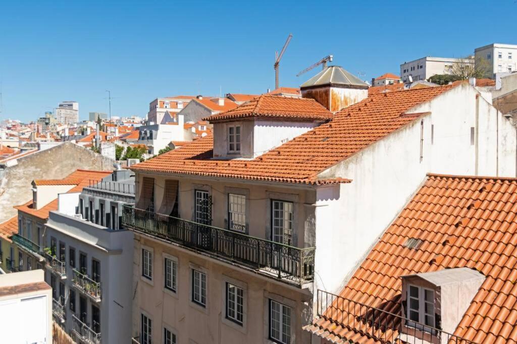 Av. Da Liberdade Comfortable Apt With Balcony Лиссабон Экстерьер фото